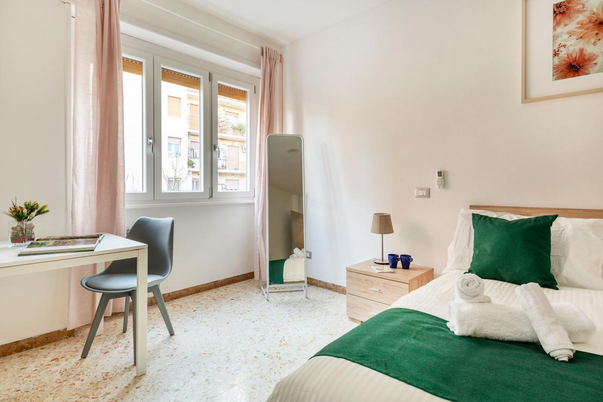 Appartamento Dolce Luxury 4 Km Da Colosseo Roma